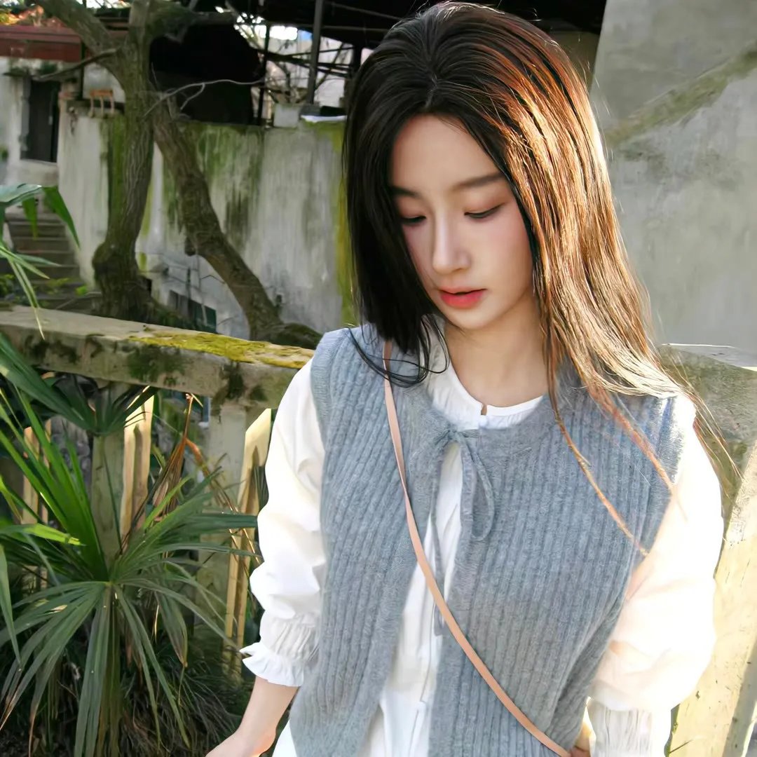我本长生女帝！岂容尔等小觑